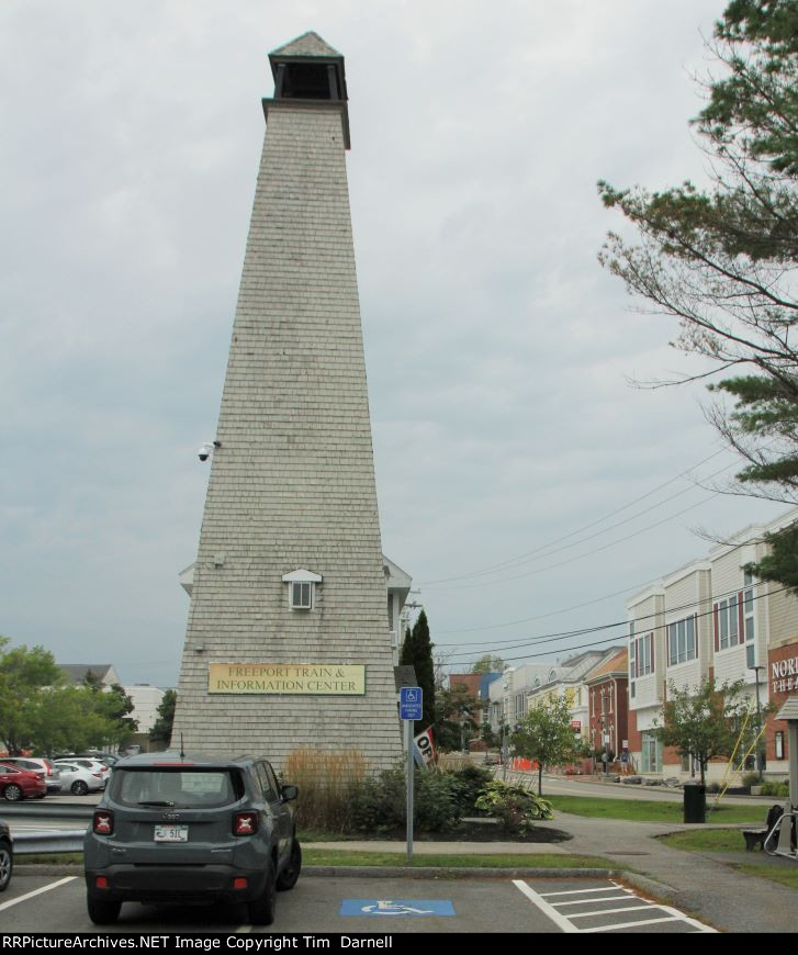 Freeport station tower